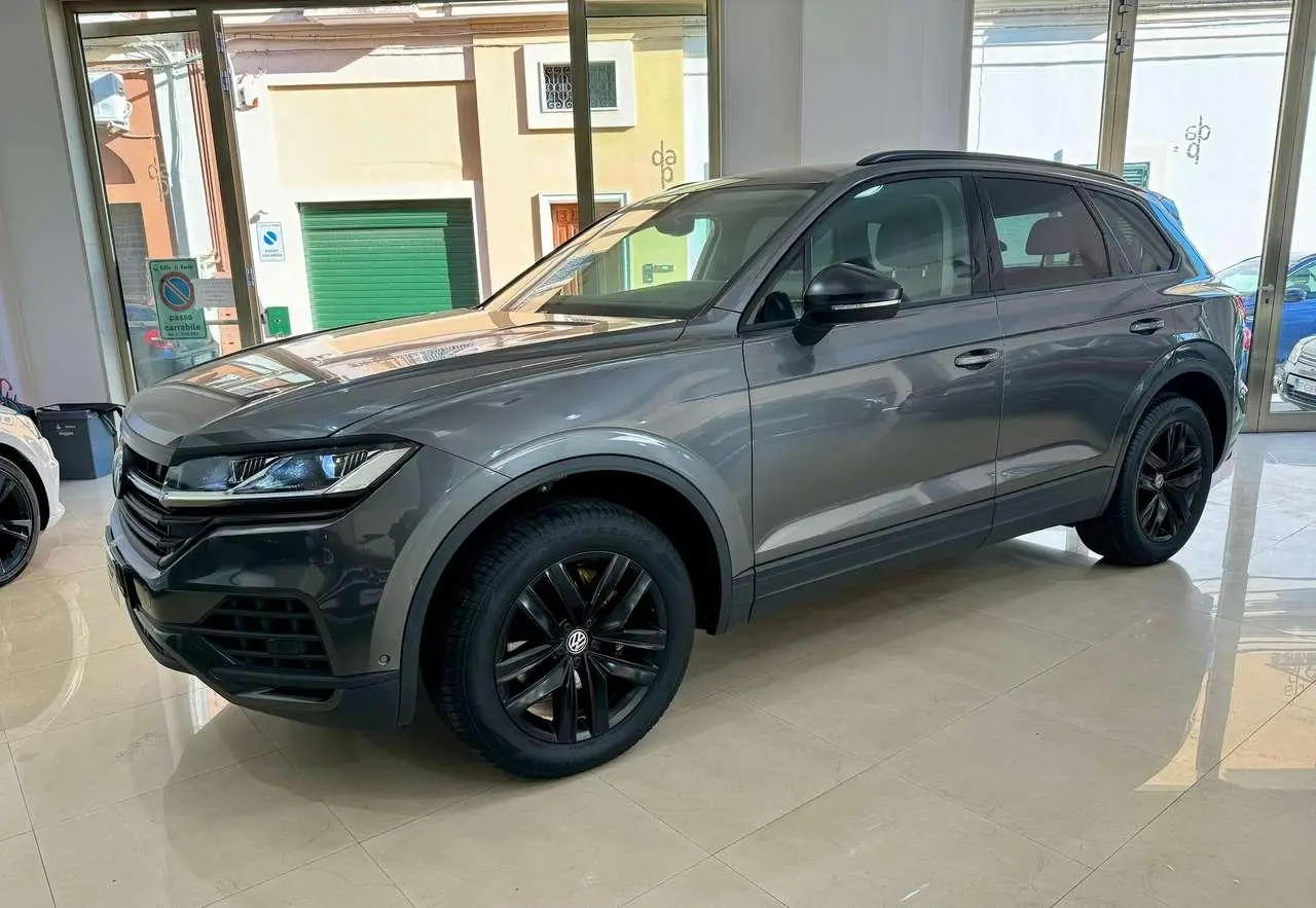 Photo 1 : Volkswagen Touareg 2020 Diesel