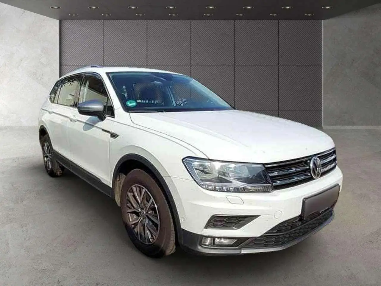 Photo 1 : Volkswagen Tiguan 2021 Diesel