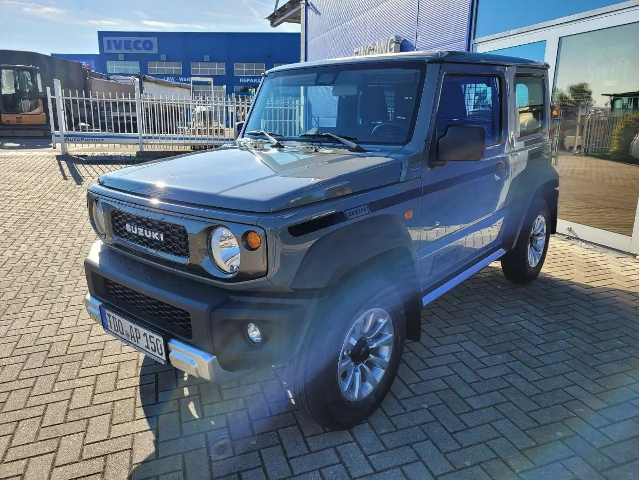 Photo 1 : Suzuki Jimny 2024 Petrol