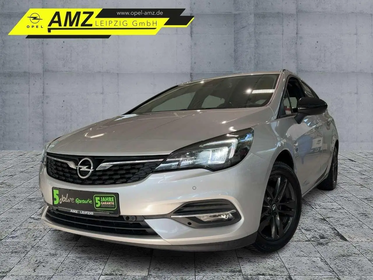 Photo 1 : Opel Astra 2020 Essence