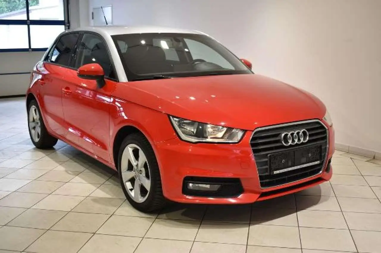 Photo 1 : Audi A1 2019 Essence