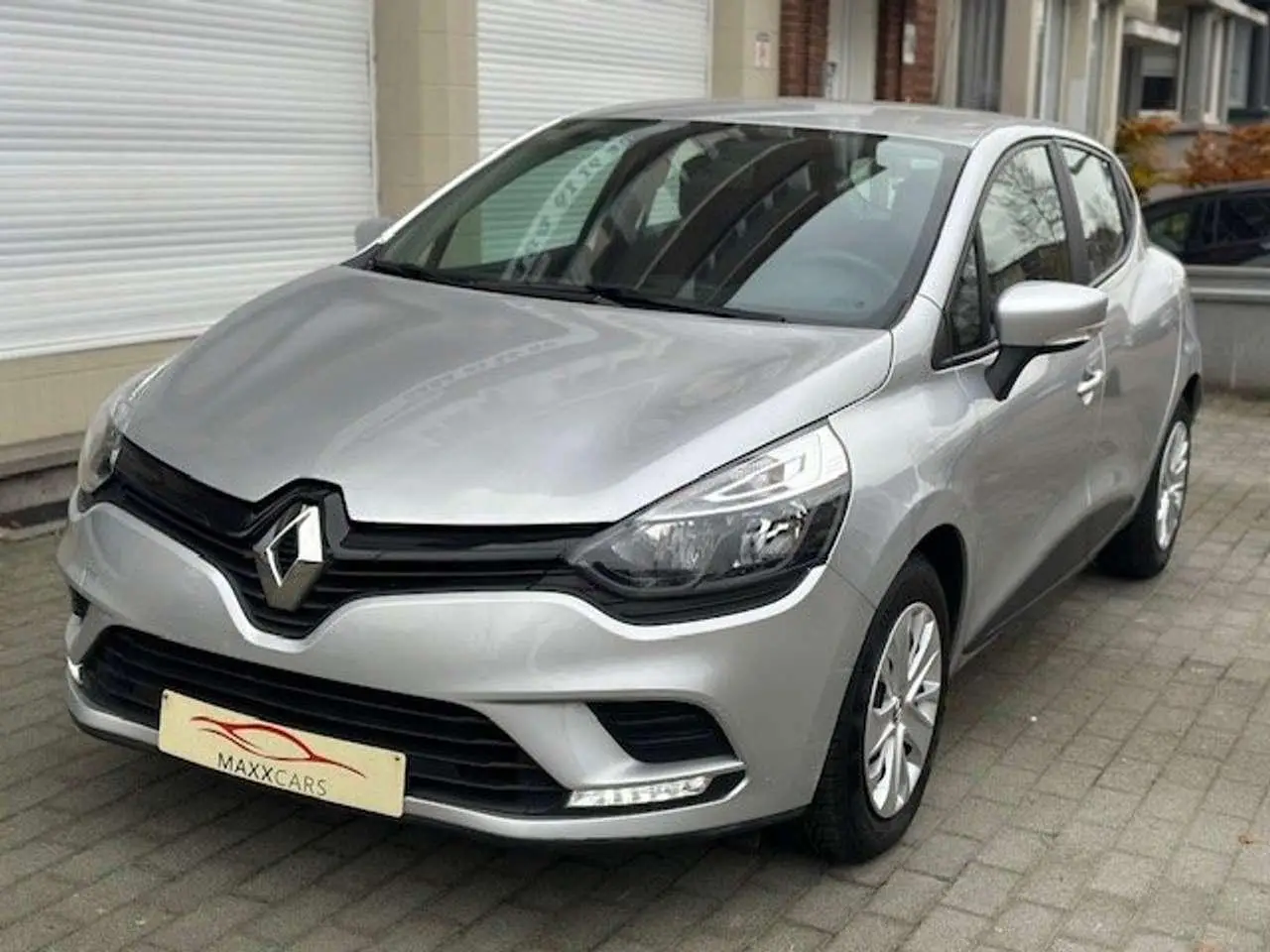 Photo 1 : Renault Clio 2017 Petrol