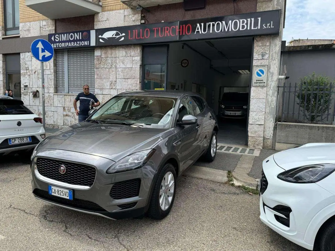 Photo 1 : Jaguar E-pace 2020 Diesel