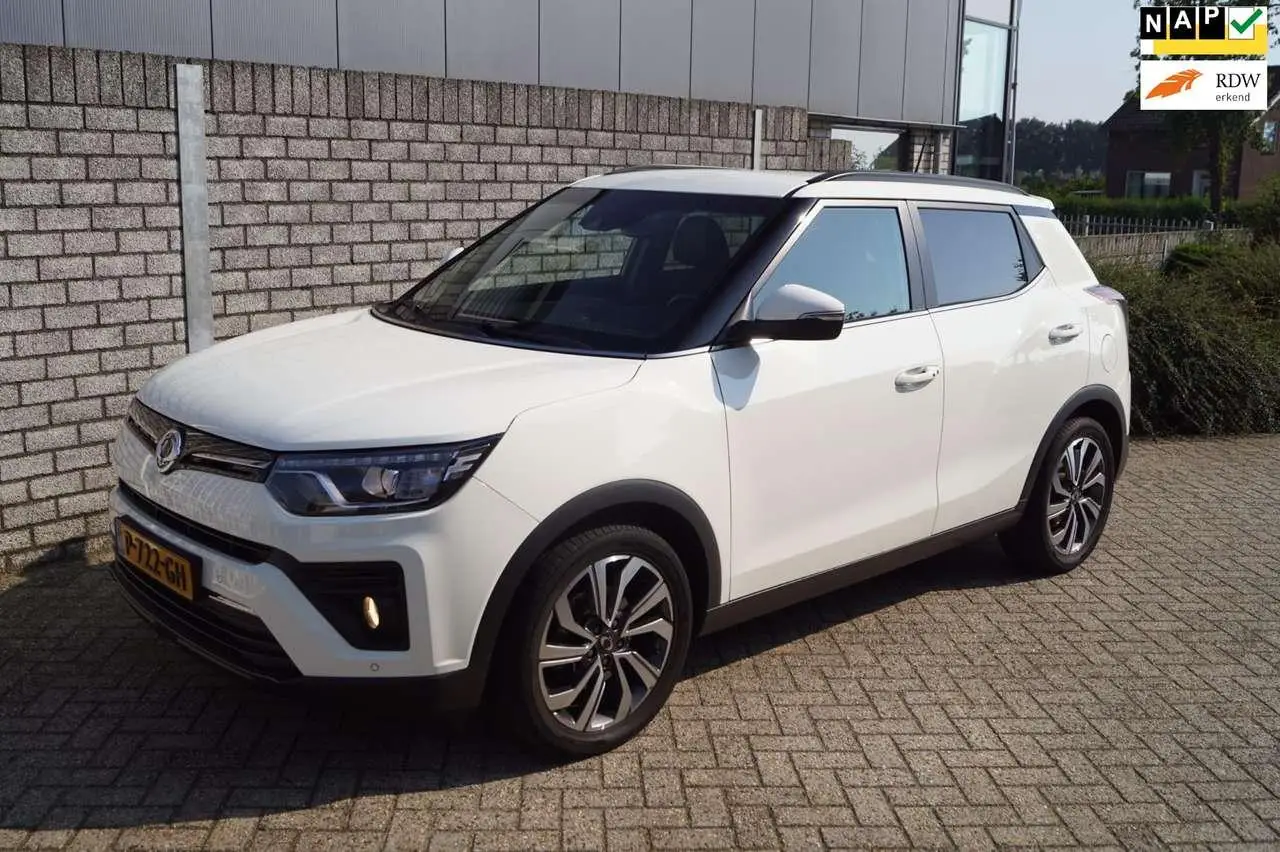 Photo 1 : Ssangyong Tivoli 2020 Petrol