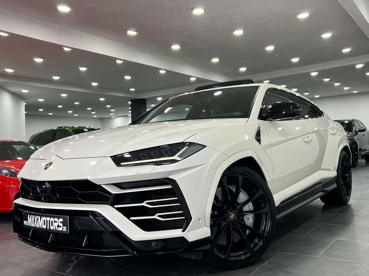 Photo 1 : Lamborghini Urus 2021 Essence