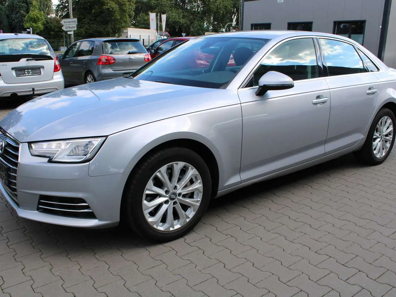 Photo 1 : Audi A4 2016 Diesel