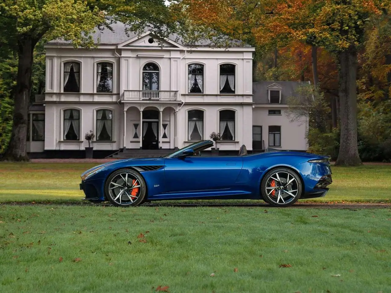 Photo 1 : Aston Martin Dbs 2019 Petrol