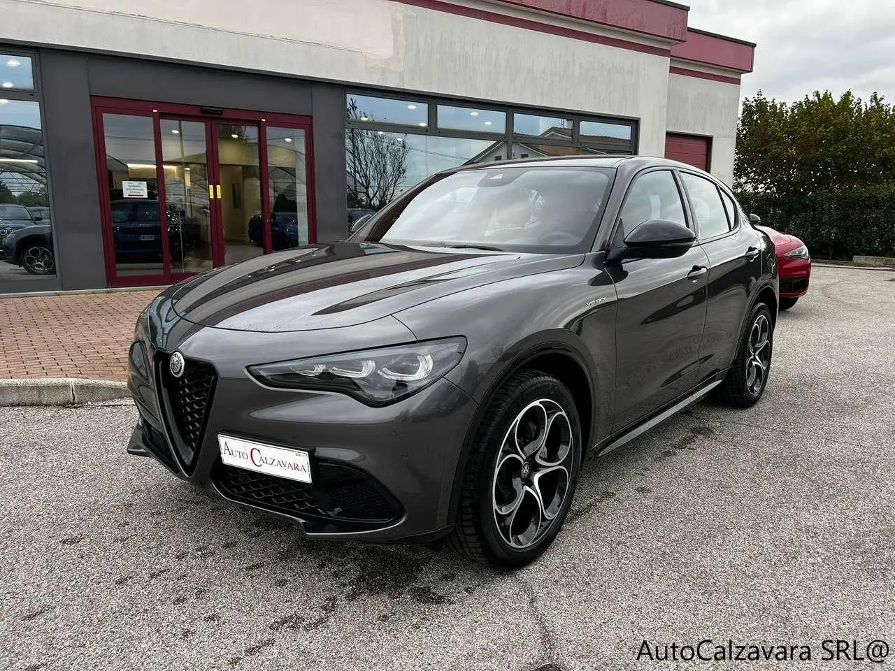 Photo 1 : Alfa Romeo Stelvio 2024 Essence