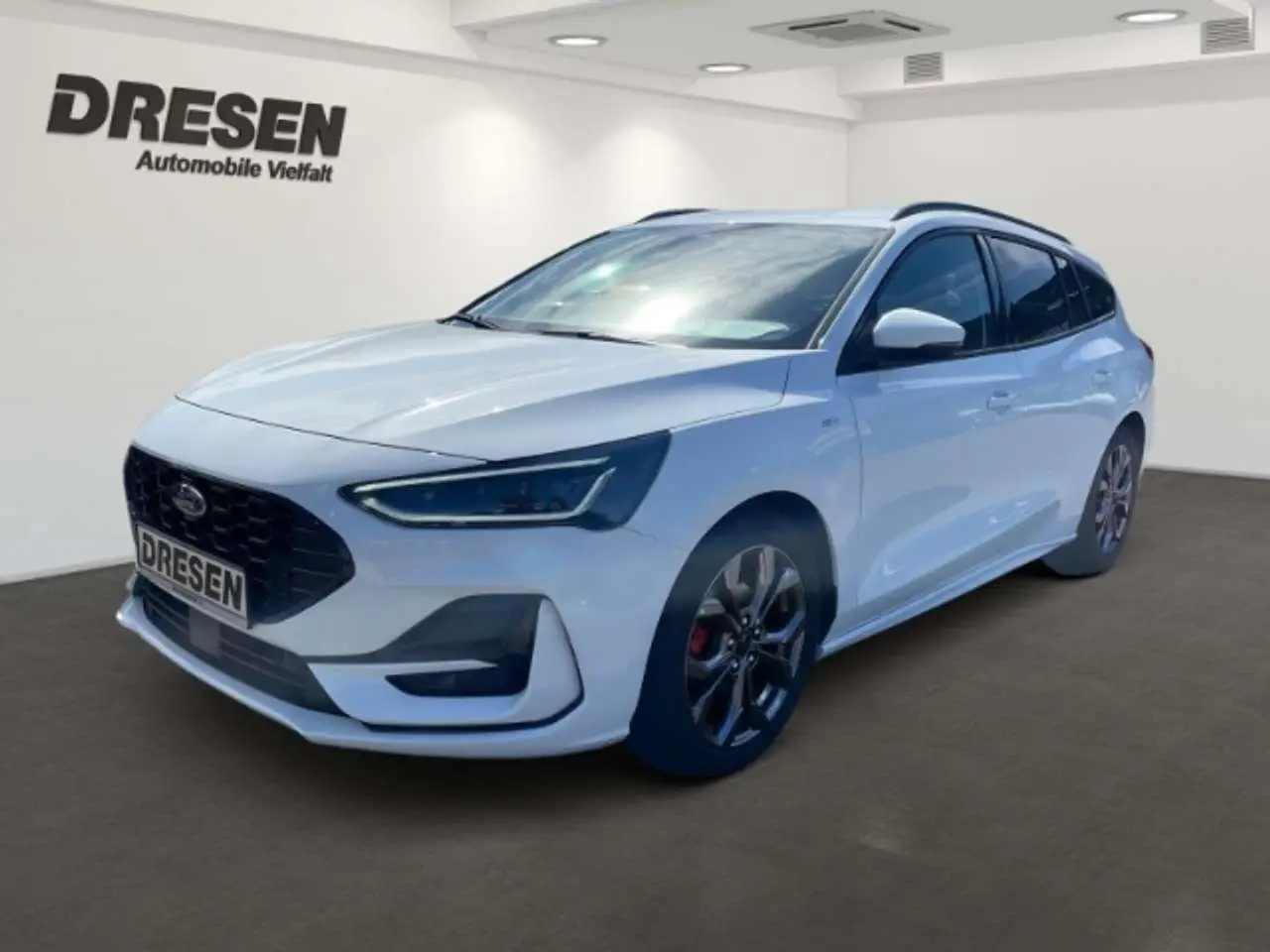 Photo 1 : Ford Focus 2023 Essence