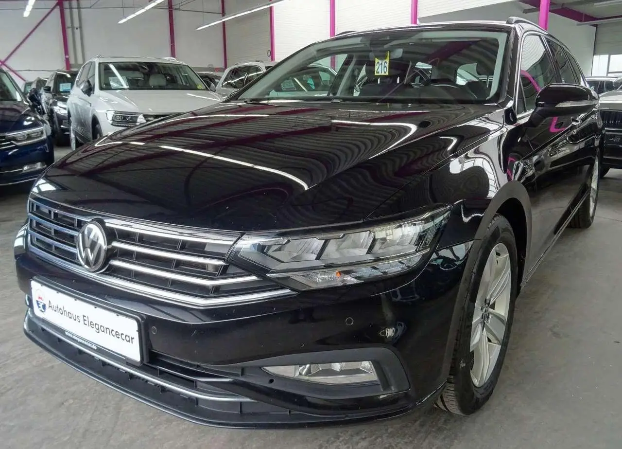 Photo 1 : Volkswagen Passat 2019 Diesel