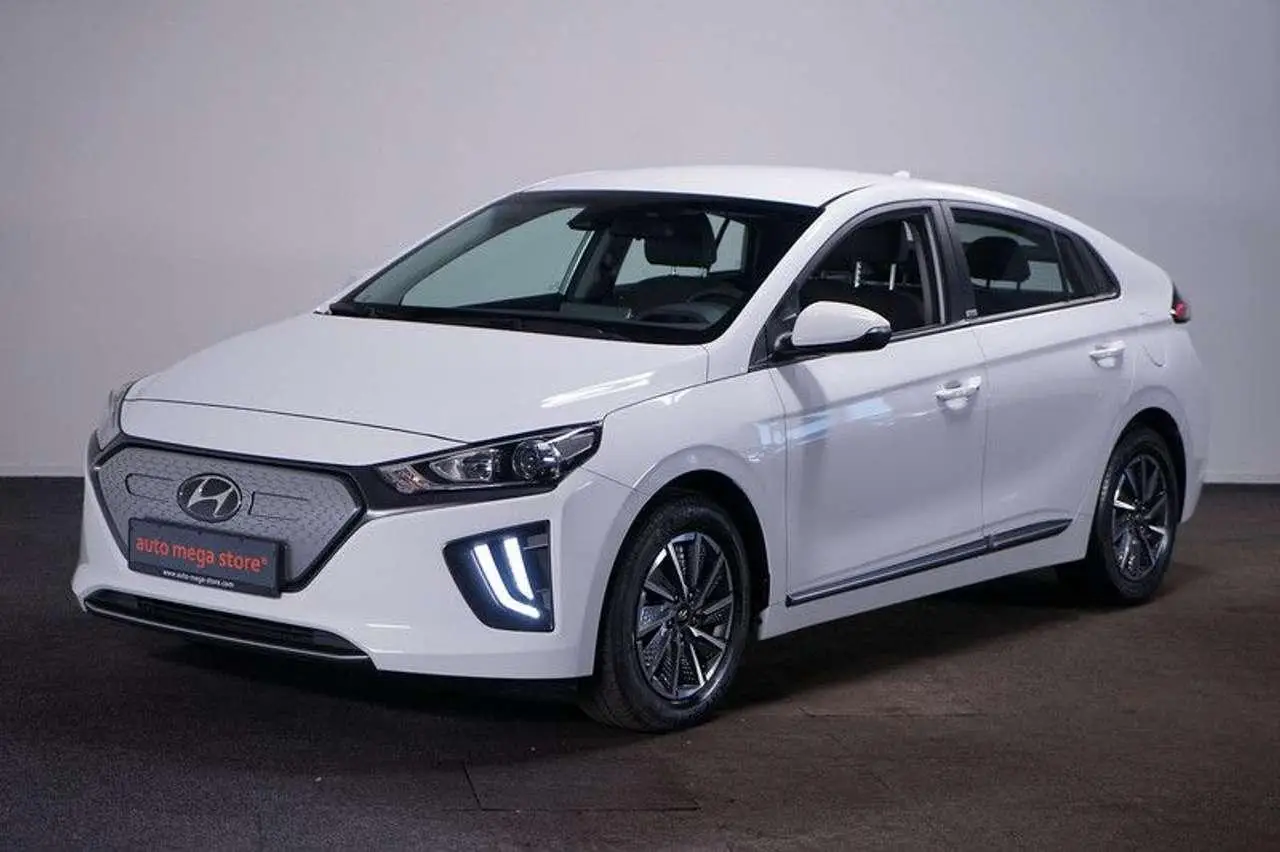 Photo 1 : Hyundai Ioniq 2021 Electric