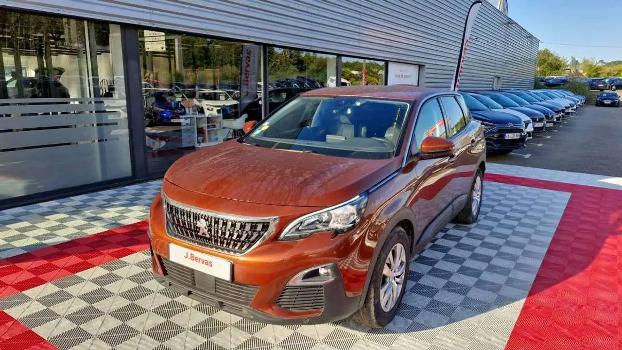 Photo 1 : Peugeot 3008 2019 Diesel