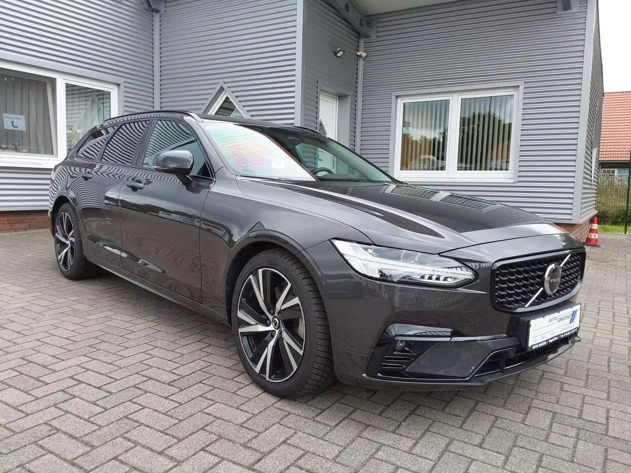 Photo 1 : Volvo V90 2022 Diesel