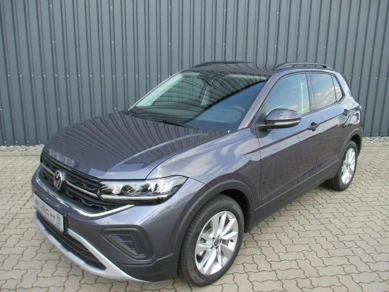 Photo 1 : Volkswagen T-cross 2024 Essence