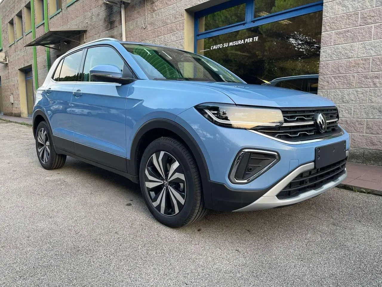 Photo 1 : Volkswagen T-cross 2024 Petrol