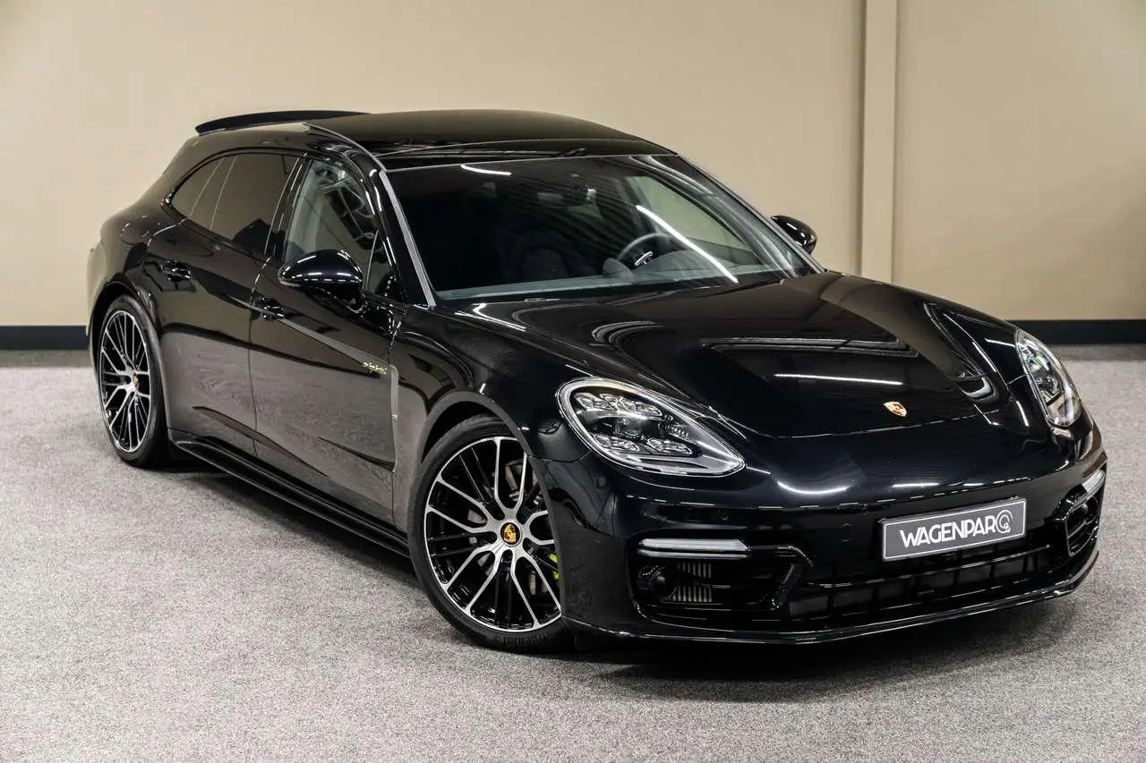 Photo 1 : Porsche Panamera 2022 Hybrid