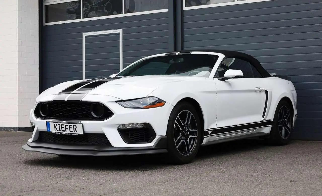 Photo 1 : Ford Mustang 2018 Petrol