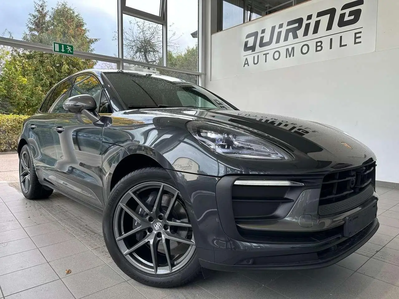 Photo 1 : Porsche Macan 2024 Petrol