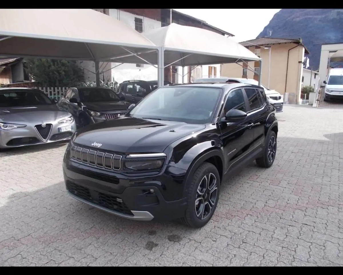 Photo 1 : Jeep Avenger 2024 Petrol