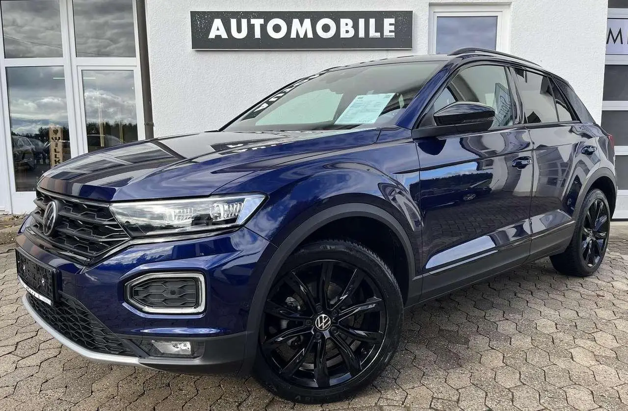 Photo 1 : Volkswagen T-roc 2021 Essence