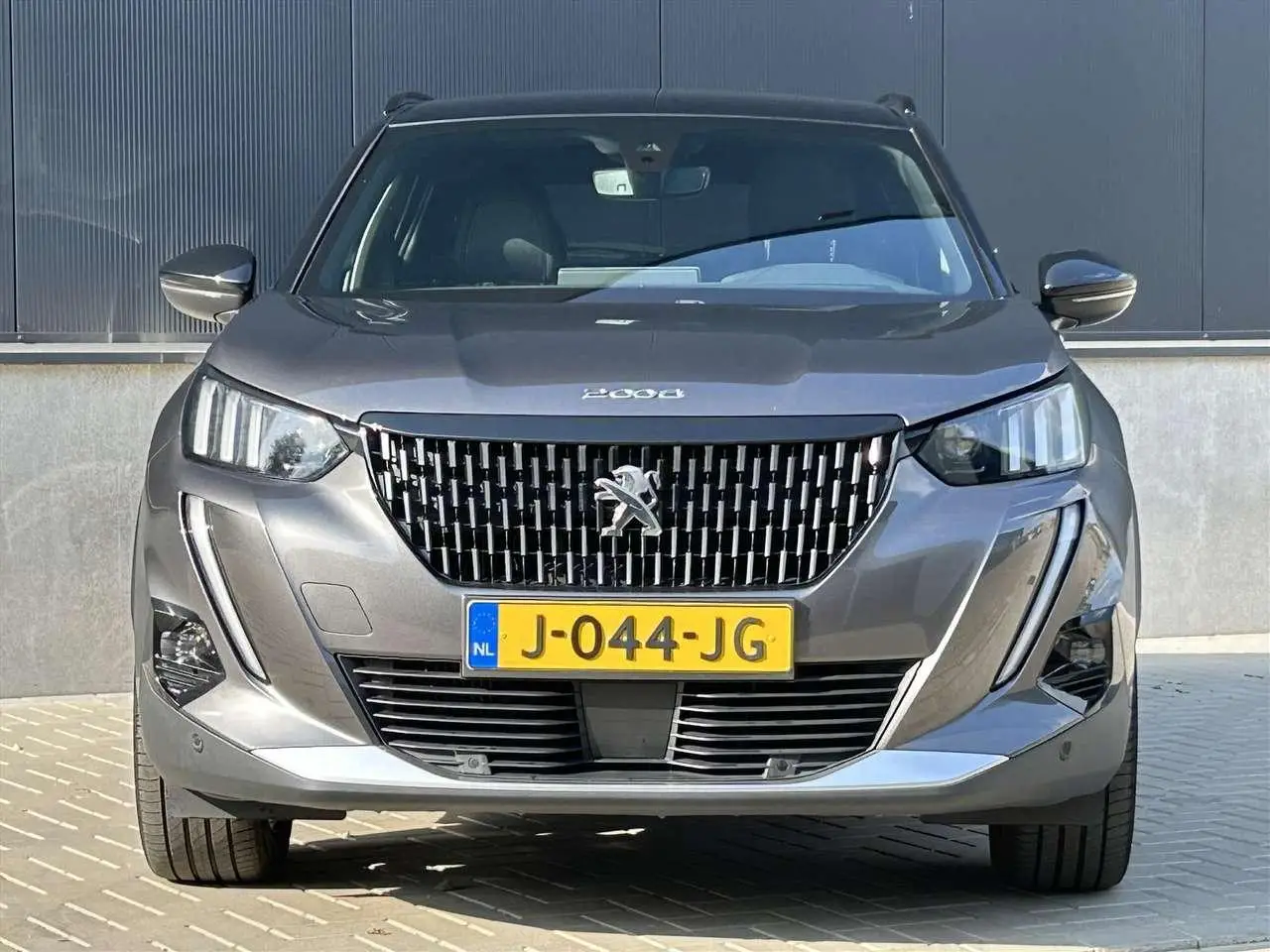 Photo 1 : Peugeot 2008 2020 Essence