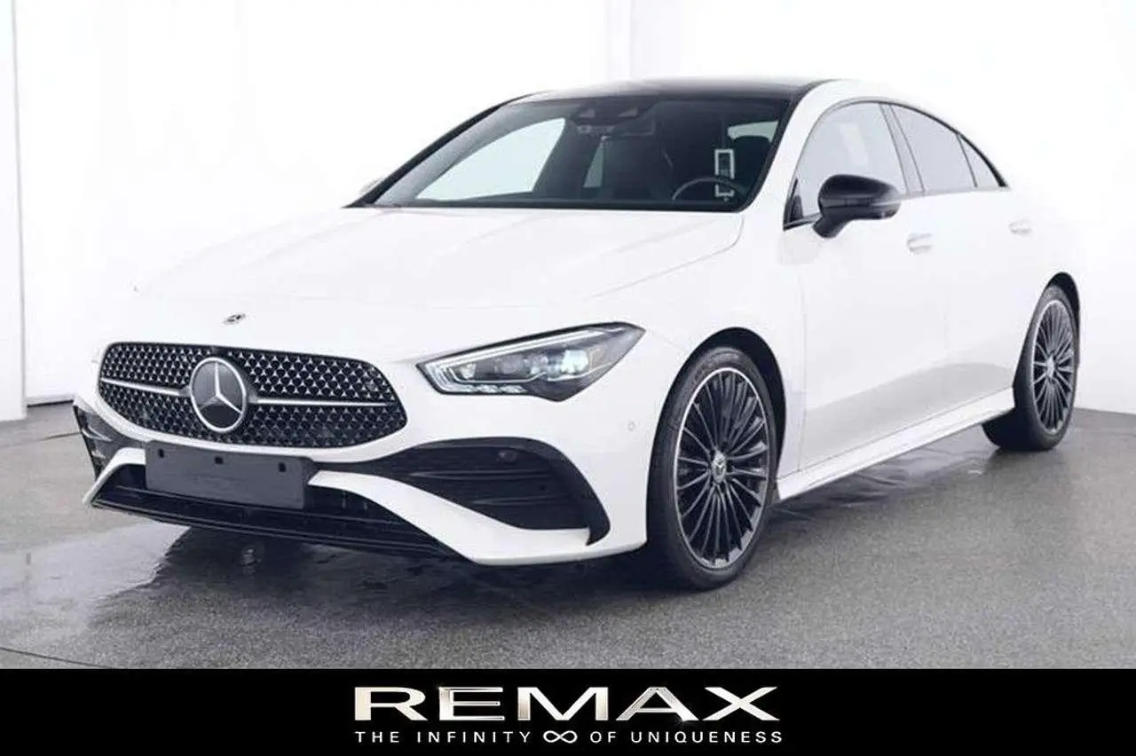 Photo 1 : Mercedes-benz Classe Cla 2023 Petrol