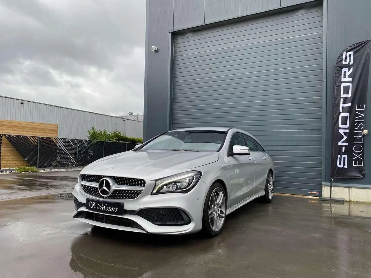 Photo 1 : Mercedes-benz Classe Cla 2016 Essence