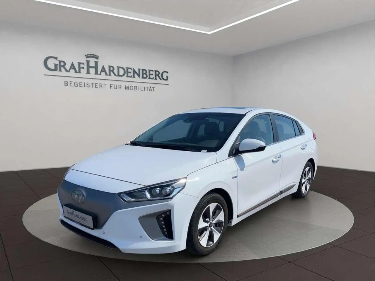 Photo 1 : Hyundai Ioniq 2019 Electric