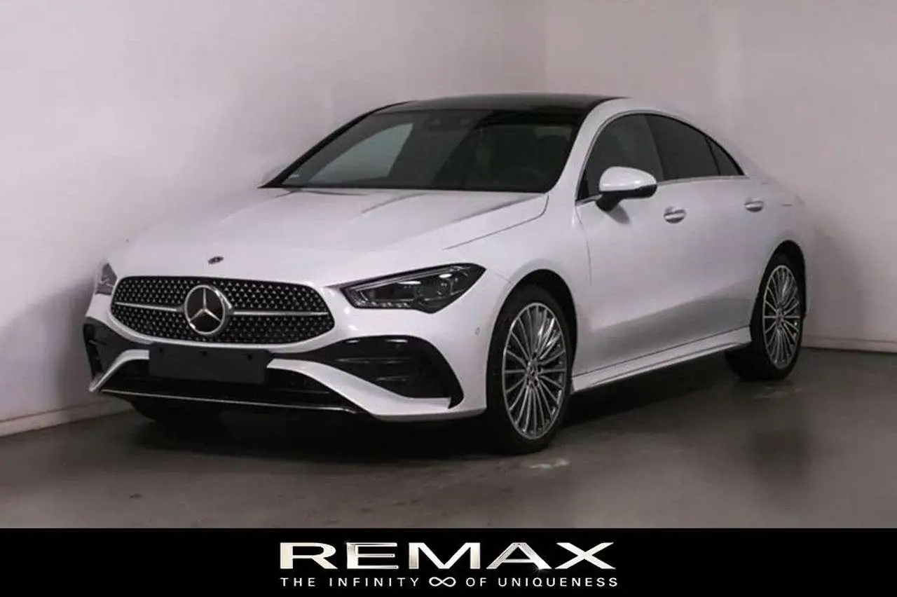 Photo 1 : Mercedes-benz Classe Cla 2023 Hybrid