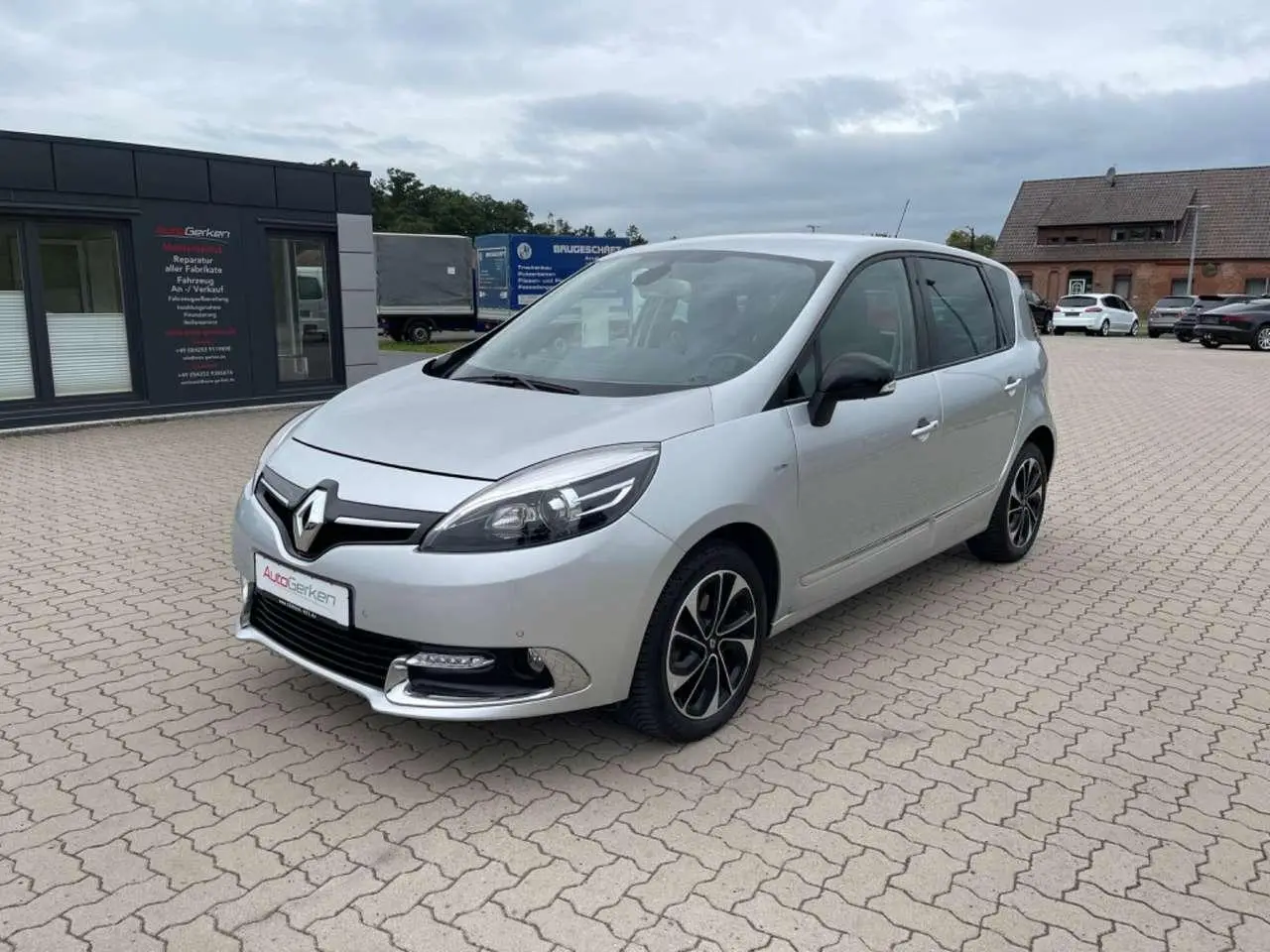 Photo 1 : Renault Scenic 2015 Petrol