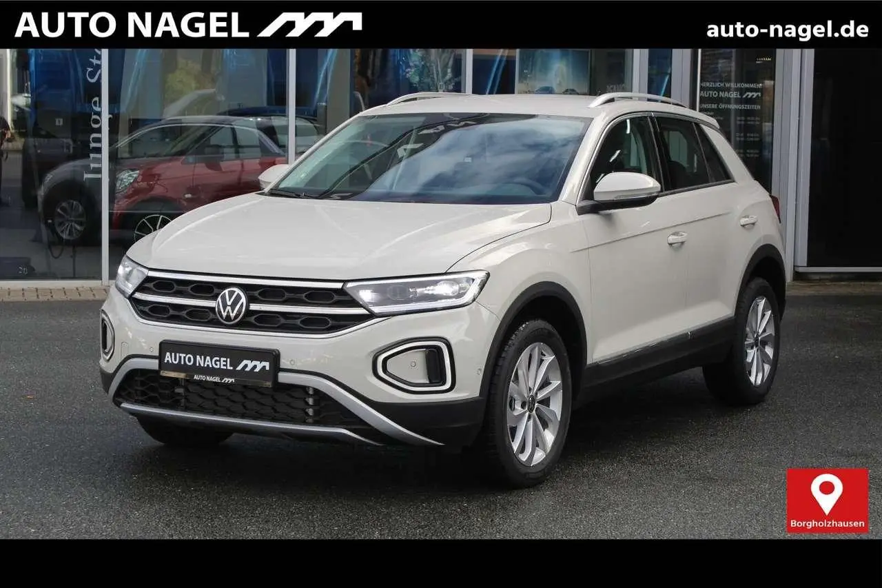 Photo 1 : Volkswagen T-roc 2024 Petrol