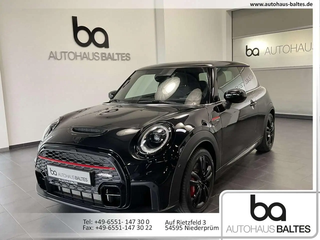 Photo 1 : Mini John Cooper Works 2023 Essence