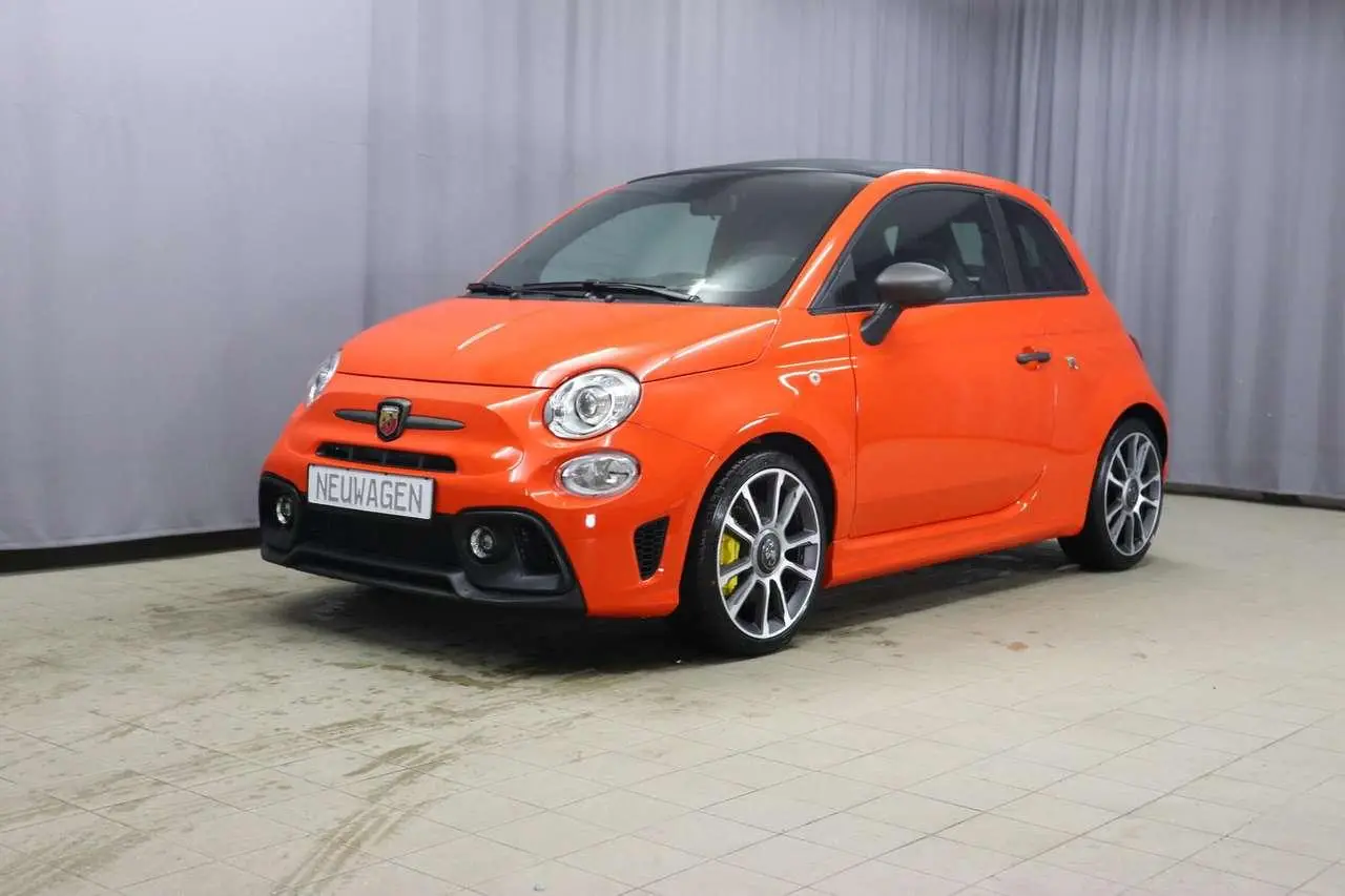 Photo 1 : Abarth 695 2024 Petrol