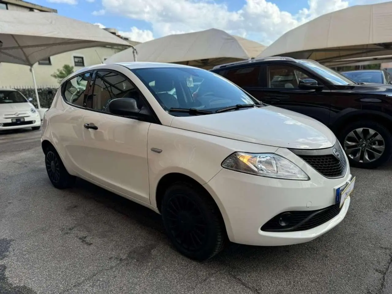 Photo 1 : Lancia Ypsilon 2019 Essence