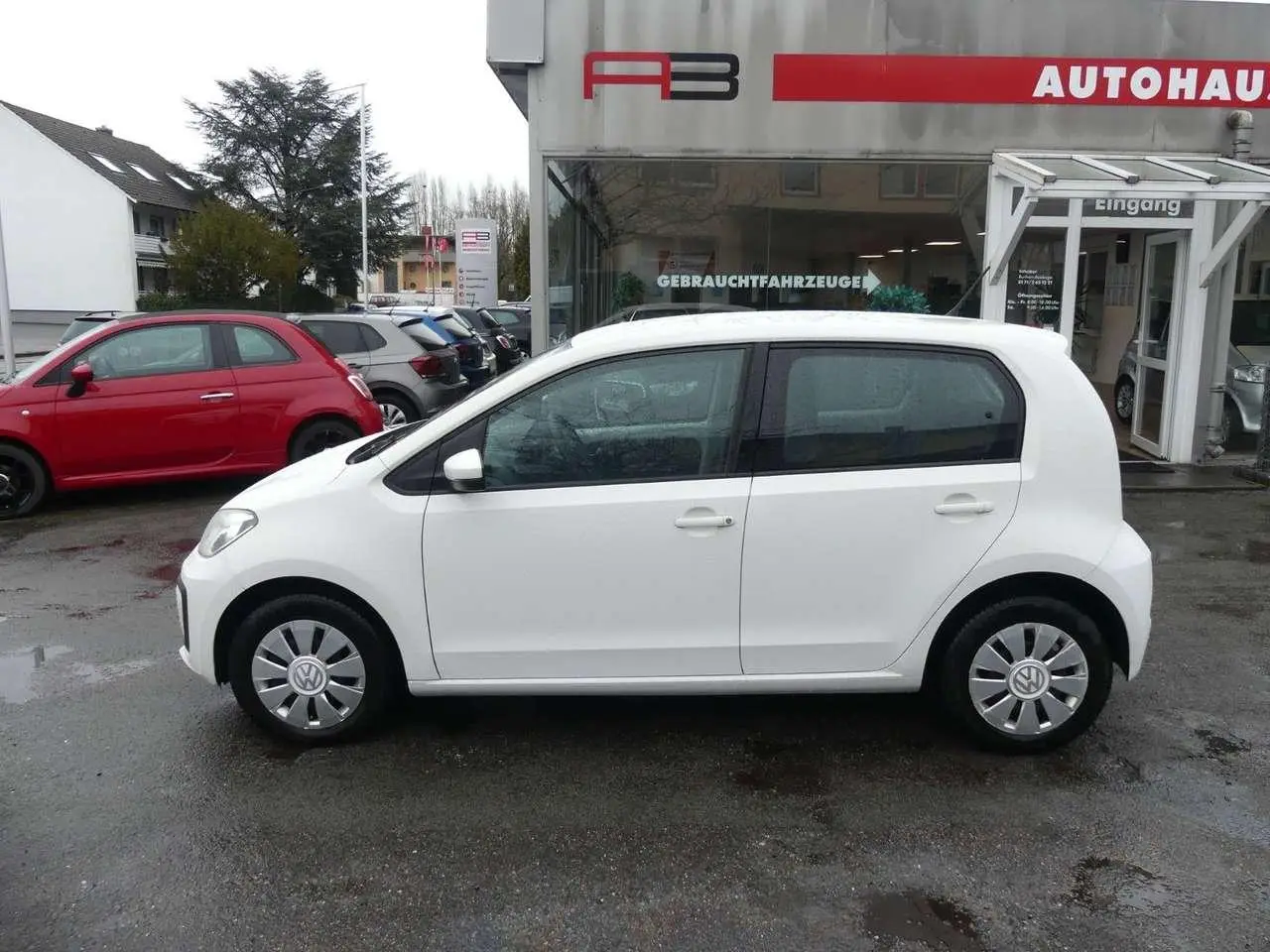 Photo 1 : Volkswagen Up! 2018 Petrol