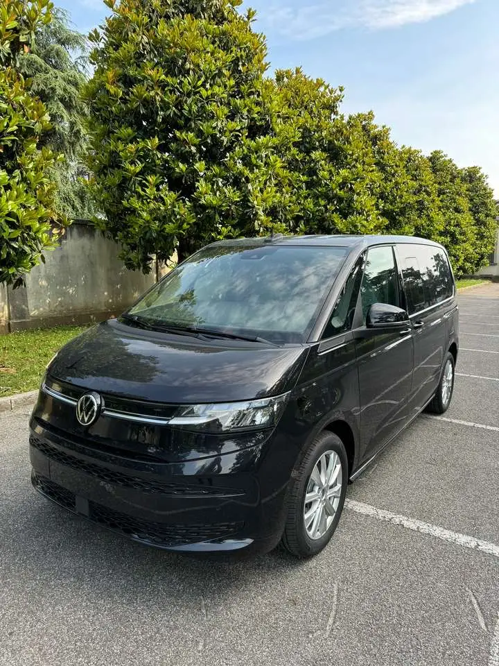 Photo 1 : Volkswagen T7 2024 Hybrid