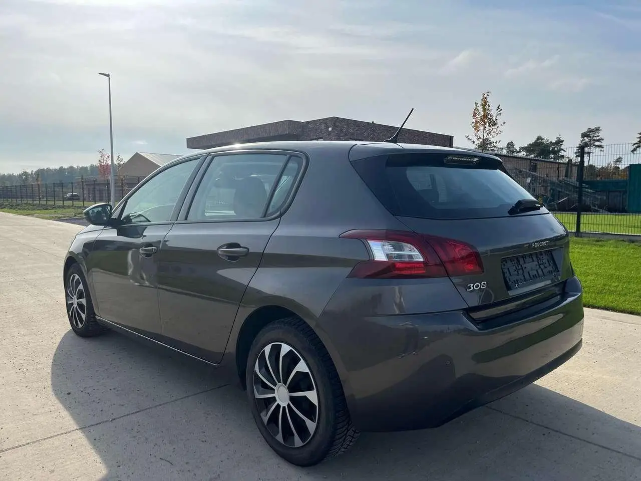 Photo 1 : Peugeot 308 2016 Petrol