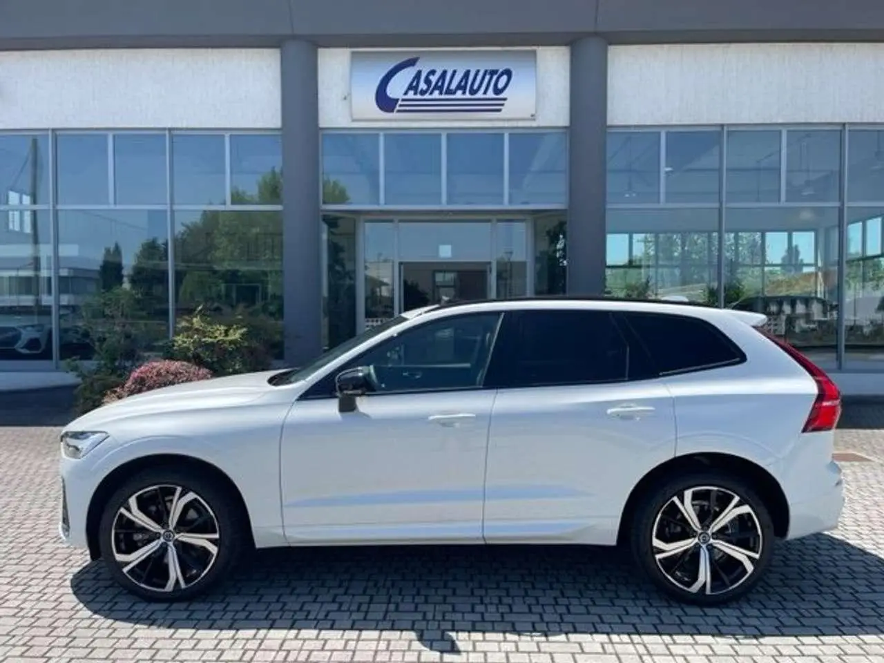 Photo 1 : Volvo Xc60 2023 Hybride