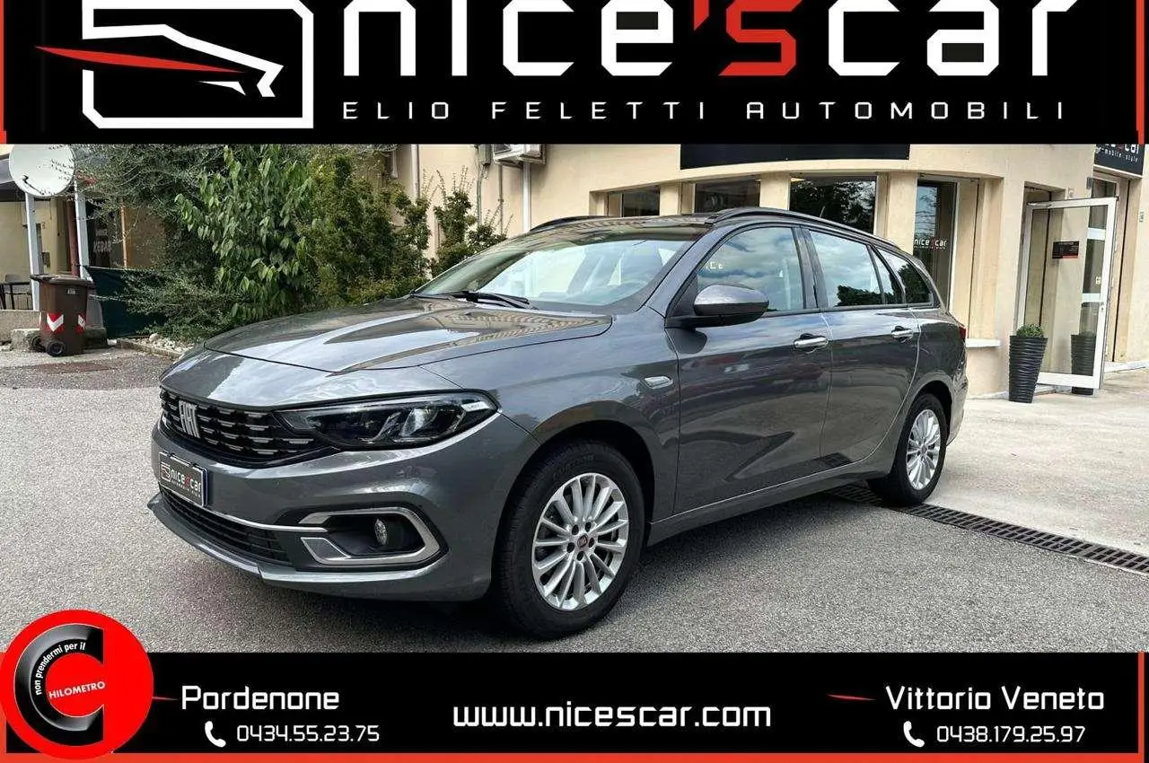 Photo 1 : Fiat Tipo 2022 Petrol