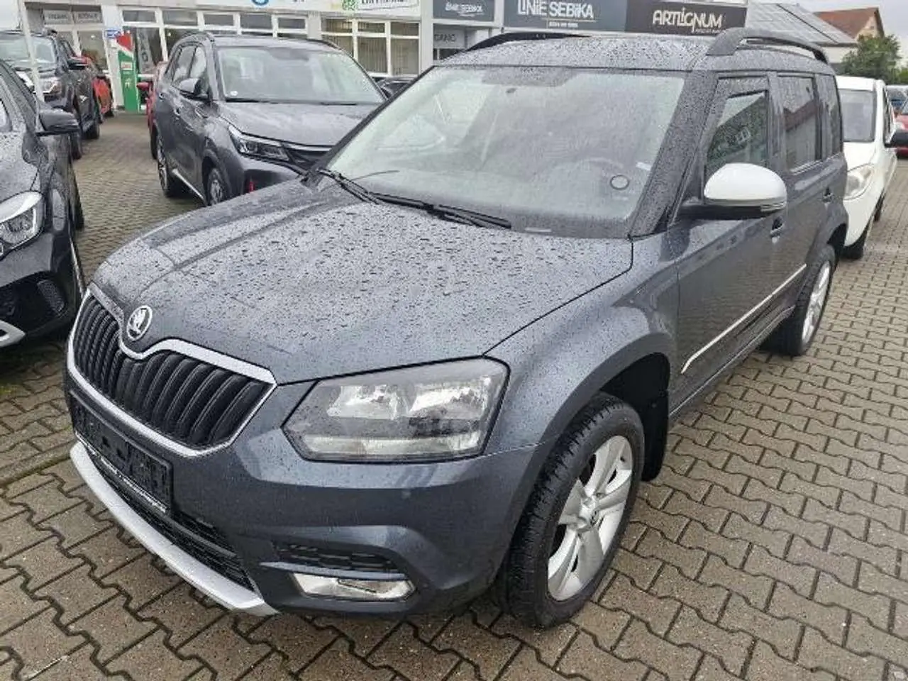 Photo 1 : Skoda Yeti 2016 Petrol