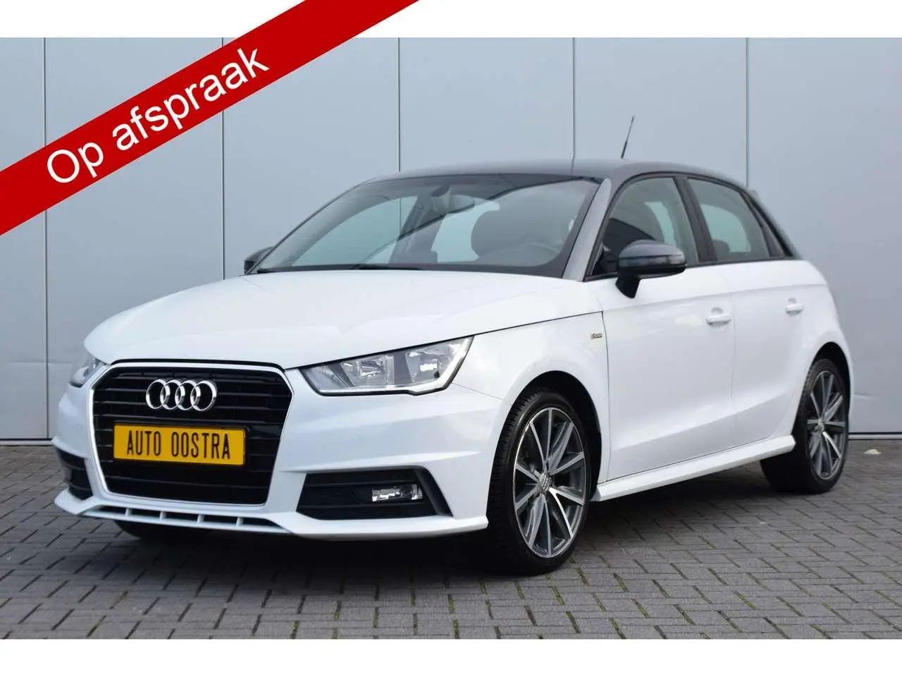 Photo 1 : Audi A1 2017 Petrol