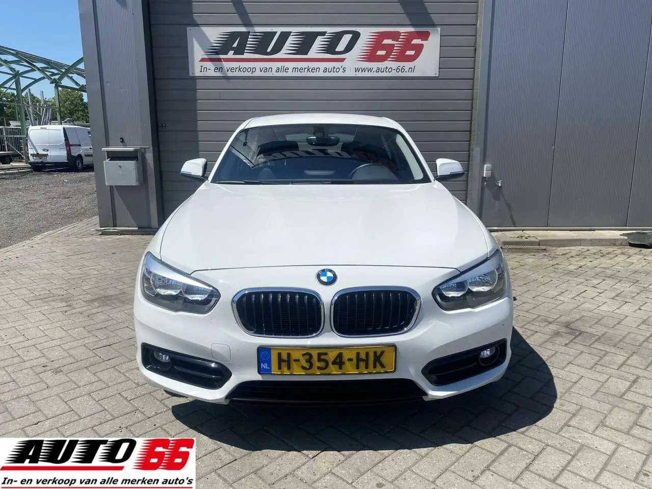 Photo 1 : Bmw Serie 1 2017 Petrol