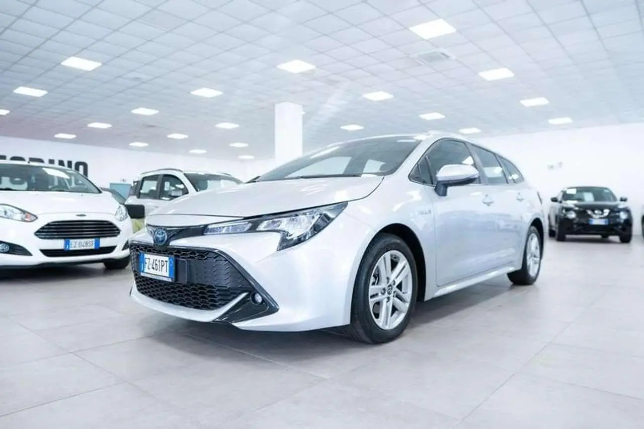 Photo 1 : Toyota Corolla 2019 Hybrid