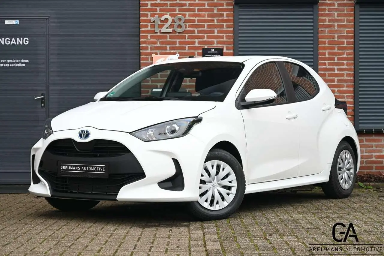 Photo 1 : Toyota Yaris 2024 Hybrid