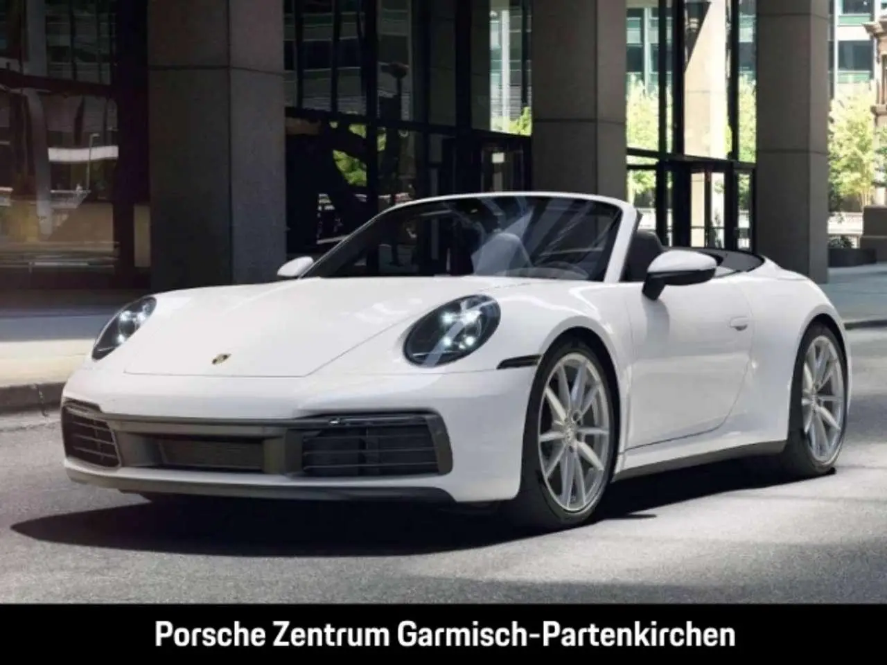 Photo 1 : Porsche 992 2023 Petrol