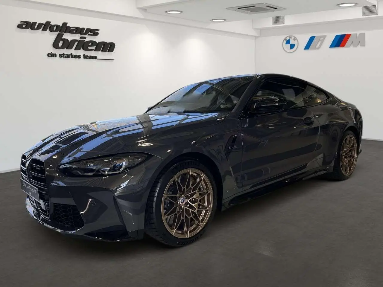 Photo 1 : Bmw M4 2024 Essence