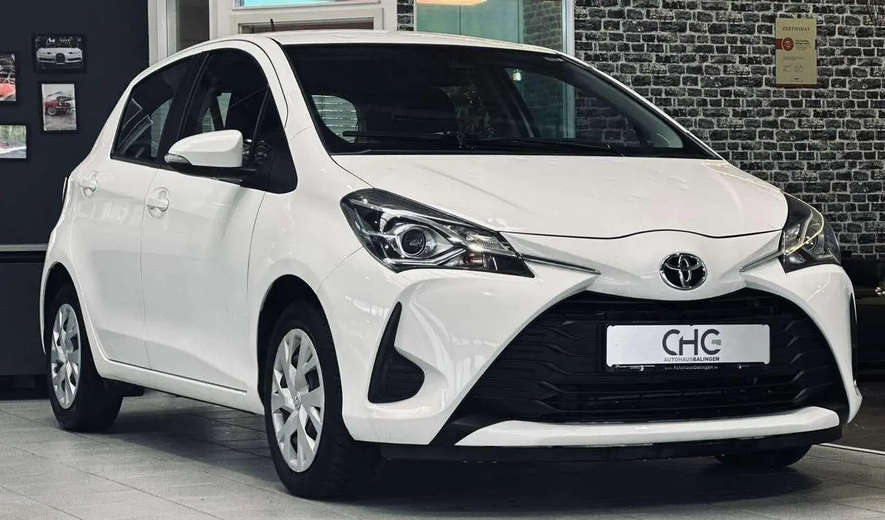 Photo 1 : Toyota Yaris 2020 Non renseigné