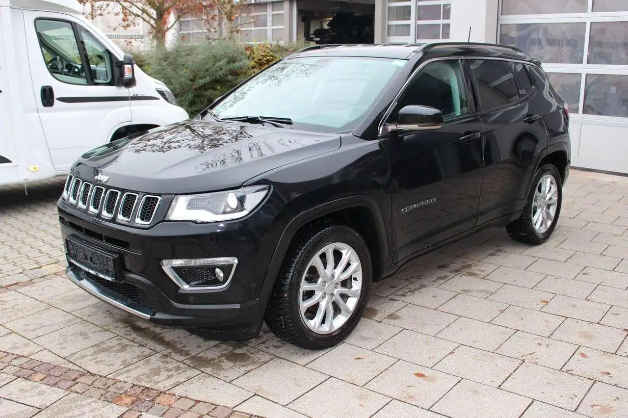 Photo 1 : Jeep Compass 2020 Petrol