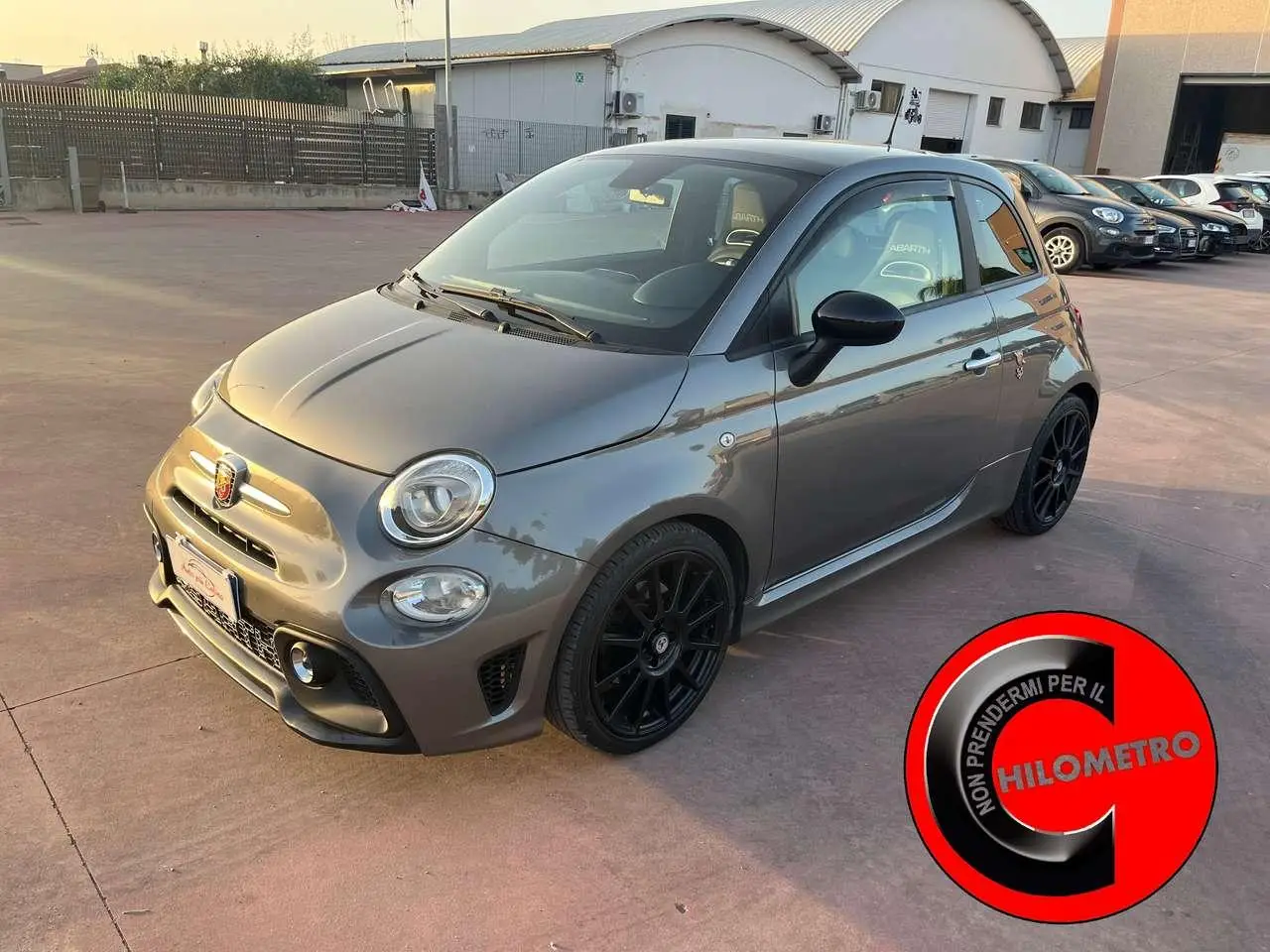 Photo 1 : Abarth 595 2021 Petrol