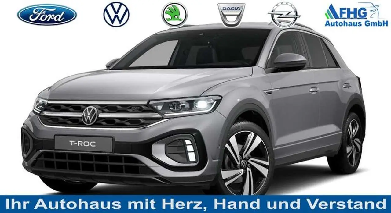 Photo 1 : Volkswagen T-roc 2024 Essence